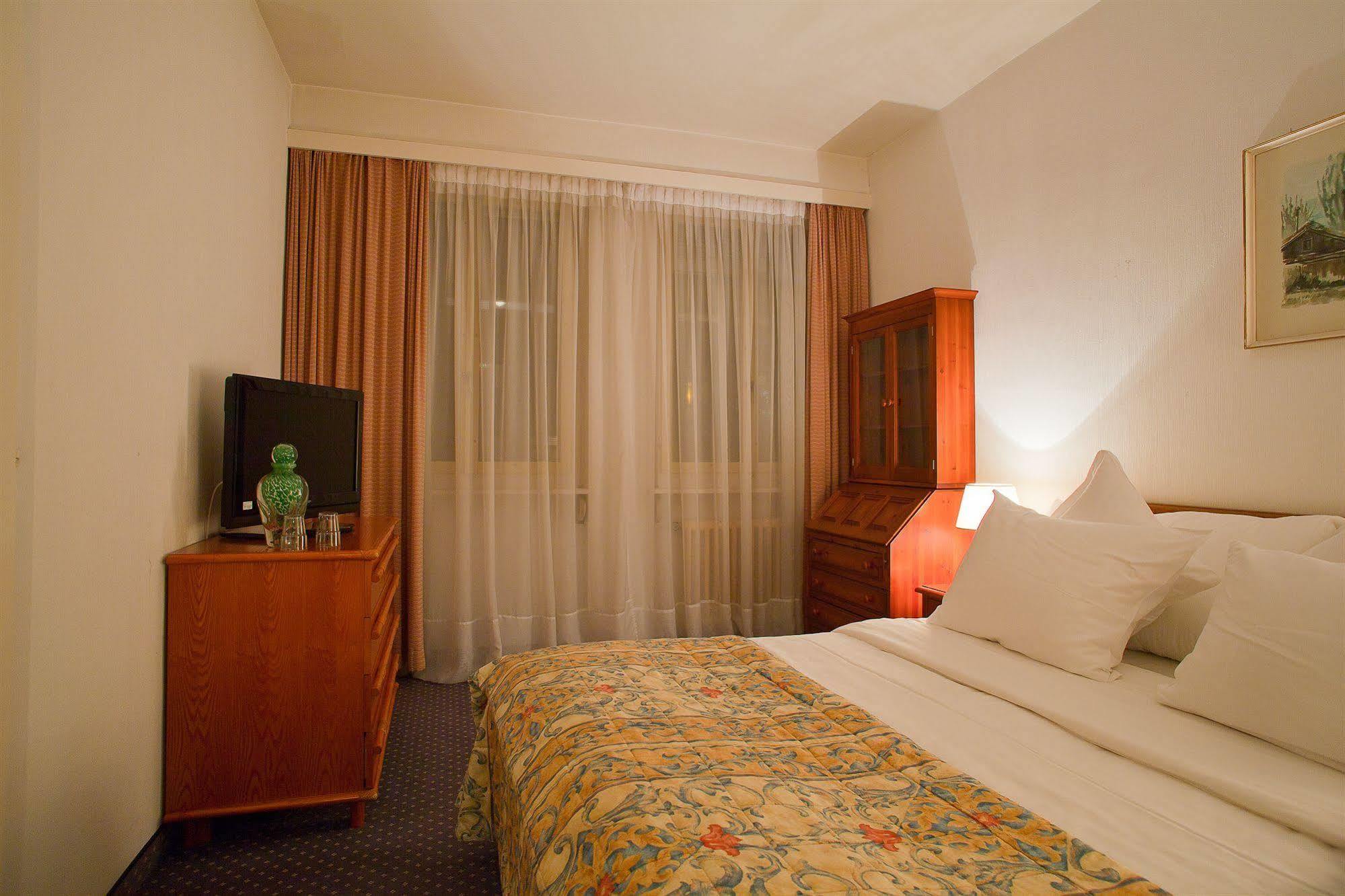 Hotel Sagitta Genebra Quarto foto